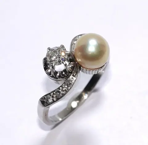 18 karaat Witgoud - Ring - 0.37 ct Diamanten - Parel