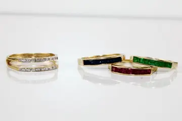 18 karaat Goud - Ring - Diamanten, Saffieren, Smaragden, Toermalijnen