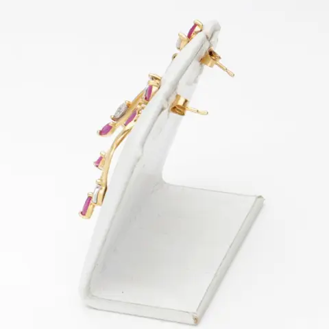 18 karaat Goud - Oorbellen - 0.32 ct Robijn - Diamanten