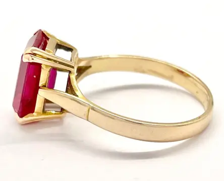 "AUCUN PRIX DE RESERVE" Vers 1960 - 18 karaat Geel goud - Ring Robijn