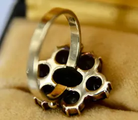 Antique Bohemia - 8 karaat Geel goud - Ring - 8.10 ct Granaat - oude roos geslepen Boheemse granaten - geen reserveprijs