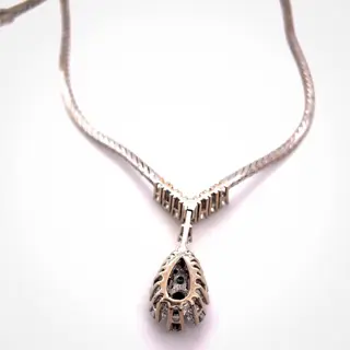 18 karaat Goud, Witgoud - Collier met hanger, Halsketting - 0.28 ct Smaragd - Diamanten