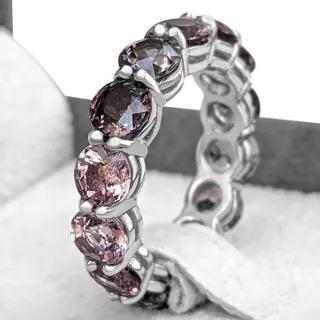 8.57 Carat Natural Spinel Eternity Band - 14 karaat Witgoud - Ring - GEEN RESERVE