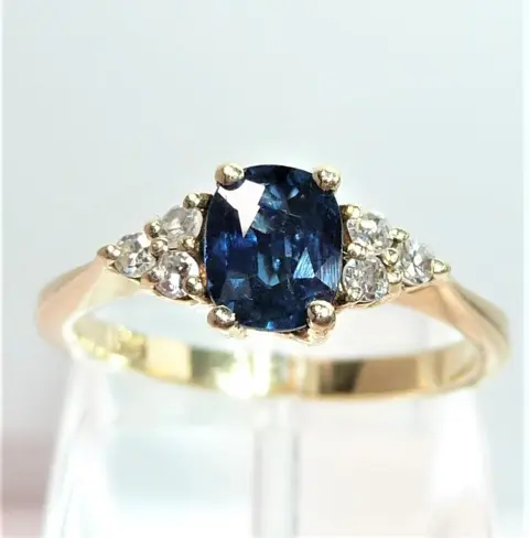 NO RESERVE - 14 karaat Geel goud - Ring - 0.50 ct Saffier - 0,12ct. diamanten