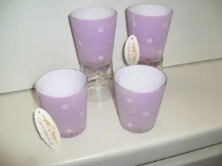 WAXINELICHT, WINDLICHT, LILA MET NOPPEN GLAS 10 CM NIEUW