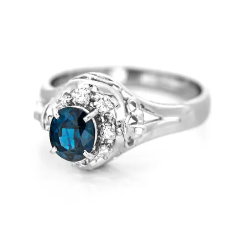 0.89 tcw Sapphire Ring - 10 kt. Platina - Ring - 0.78 ct Saffier - Diamanten van 0,11 ct - geen minimumprijs