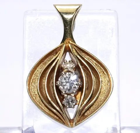 14 karaat Geel goud - Hanger - 0.41 ct