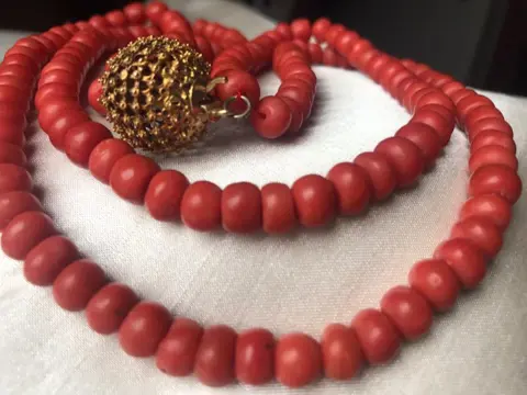 14 karaat Goud - Halsketting Bloedkoraal