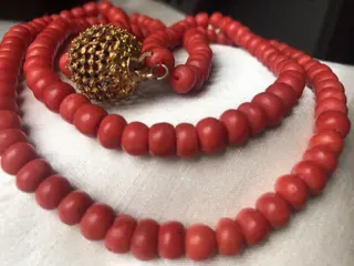 14 karaat Goud - Halsketting Bloedkoraal