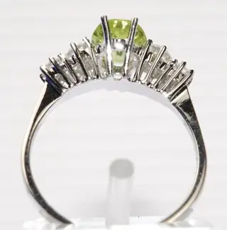 HANDCRAFTED - 14 karaat Witgoud - Ring - 1.00 ct Olivijn - Diamanten