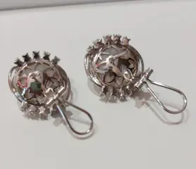 18 karaat Witgoud - Oorbellen Akoya parel - Diamanten