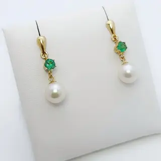 14 karaat Akoya parels, Goud - Oorbellen - 0.80 ct Smaragd