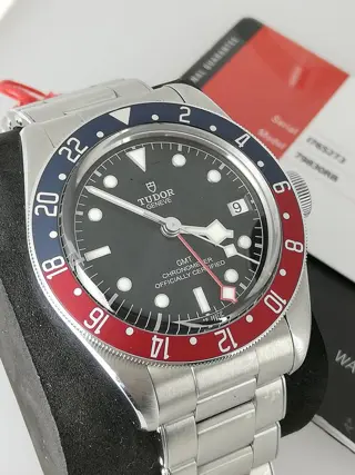 Tudor - GMT Pepsi Bezel - M79830RB - Heren - 2011-heden