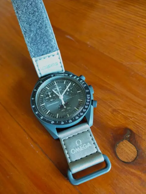 Swatch - Moonswatch - Mission to Mercury - S033A100 - Unisex - 2011-heden