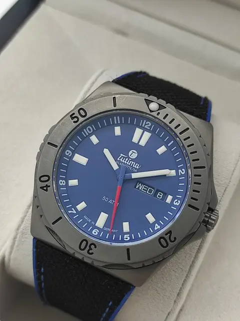 Tutima Glashütte - M2 Seven Seas Blue Diving 500M - 6151-11 - Heren - 2011-heden