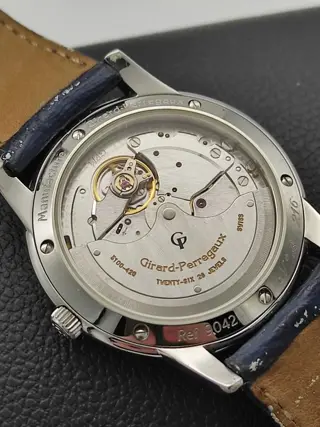 Girard-Perregaux - Auto Blue - 9042 - Heren - 2011-heden