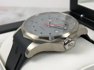 Corum - Admiral 47 Automatic Grey - A411/04173 - Heren - 2011-heden