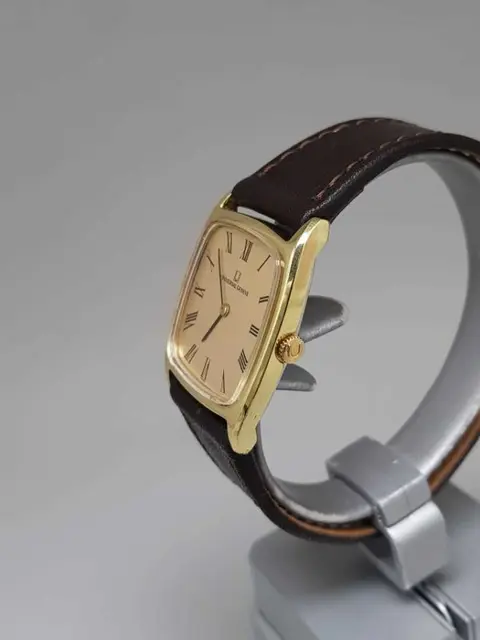 Universal Genève - Slim Mechanical 18k GP - 42 - Unisex - 1960-1969