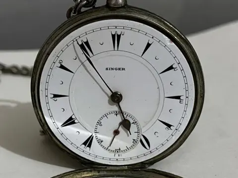 Sınger - pocket watch - NO RESERVE PRICE - Unisex - 1901-1949