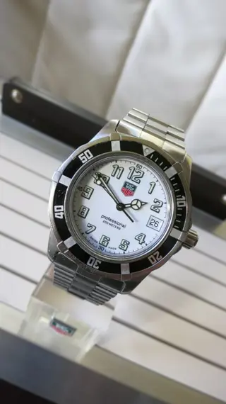 TAG Heuer - Professional 200m - Ref. WM1111 - Heren - 2011-heden