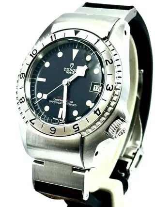 Tudor - Geneve Black Bay P01 - Ref. 70150 - Heren - 2021