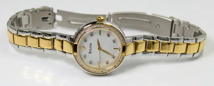 Bulova - Diamond Dial & Bezel - 98R172 - Dames - 2011-heden