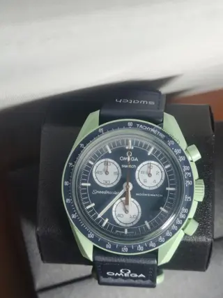 Swatch - Moonswatch - Mission On Earth - SO33G100 - Unisex - 2011-heden