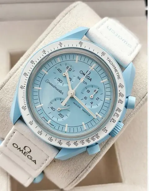 Swatch - Omega x Swatch Moonswatch Mission to Uranus - SO33L100 - Heren - 2022
