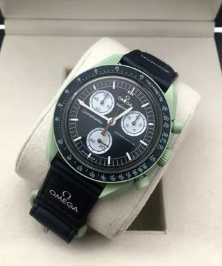 Swatch - Omega x Swatch Moonswatch Mission to Earth - SO33G100 - Heren - 2022