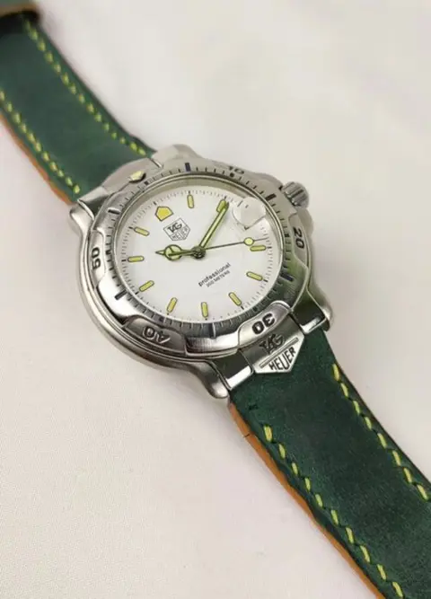 TAG Heuer - Professionnal 200 meters - WH1211 - Unisex - 2011-heden