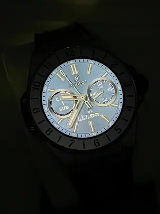 Hublot - Big Bang e - HB440.1 - - Heren - 2011-heden