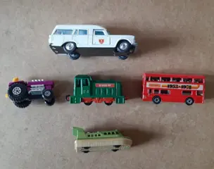 Matchbox - 1:64 - Tractor n. 25, Londoner n. 17, Diesel Shunter n. 24, Rescue Hovercraft n. 2 - Mercedes Benz Ambulance Lesney King Size