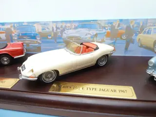 Dinky Toy-Matchbox - 1:43 - British Sportscar Collection Triumph, Jaguar, Austin