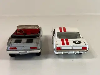 Corgi - 1:43 - Ford Mustang Fastback 2+2, Pontiac Firebird