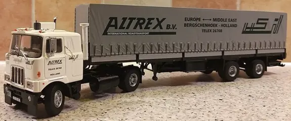 Tekno - 1:50 - MACK F700 - trekker met huifoplegger "Altrex - Bergschenhoek"