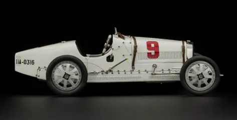 CMC - 1:18 - Bugatti T35 - 1924 - Team Germany - Grand Prix nations colours