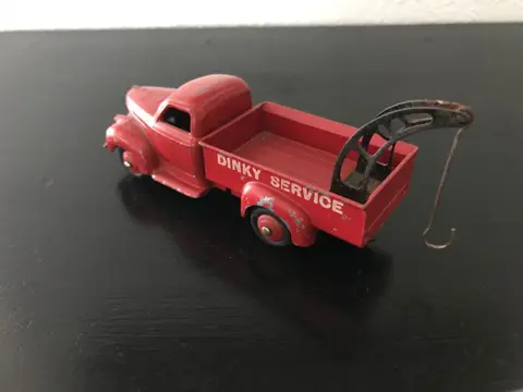 Dinky Toys - 1:43 - Nr. 25R Studebaker Tow Truck