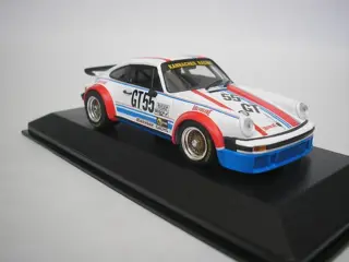 Minichamps - 1:43 - Porsche 934 #55 ADAC 300KM EGT 1976 E. Sindel - Valvoline