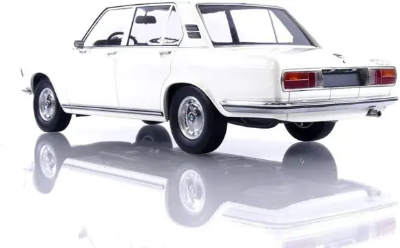 Minichamps - 1:18 - BMW 2500 1968 - Limited Edition of 504 pcs.