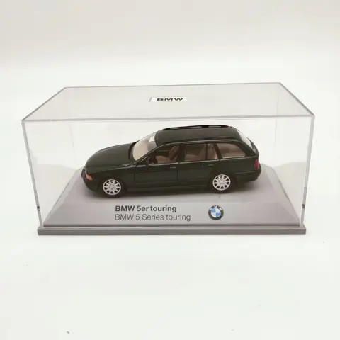 Schuco - 1:43 - BMW 5 Serie E39 - BMW Dealer-editie