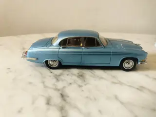 Neo, Oxford, High speed, Vanguards, Vitesse, Hongwell, Presse collection - 1:43 - 13 different Jaguar.......