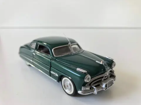 Franklin Mint - 1:43 - 1951 Hudson Hornet