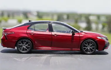 Sums - 1:18 - Toyota Camry Sport edition