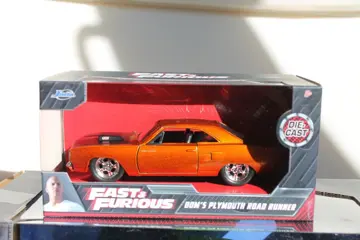 Jada Toys - 1:24 - 3 models Fast and Furious