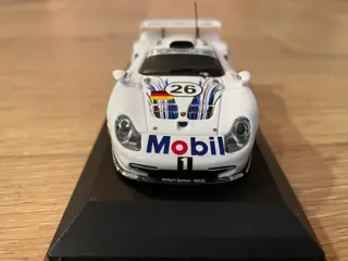 Minichamps - 1:43 - Porsche 911 GT1 Le Mans 1997 - Porsche AG - Dalmas / Collard / Kellers