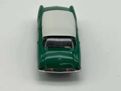 Atlas-Dinky Toys - 1:43 - Citroën DS 19 (24C) Green - Citroën DS 19 (530) Paars