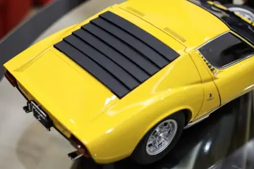 De Agostini - 1:8 - Lamborghini Miura400S
