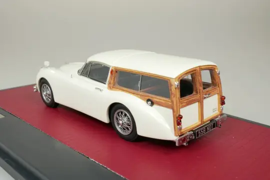 Matrix - 1:43 - Jaguar XK150 3.4 Litre Foxbat Sports Estate - 1959 - #154 van slechts 408 stuks