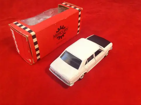 Mercury (Italy) - 1:43 - ref. 313 Fiat 132 Berlina Saloon 1972, white/black bonnet