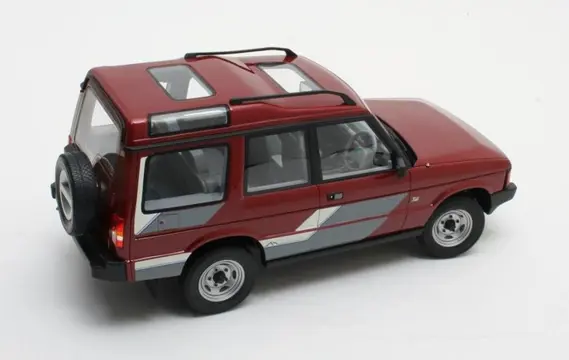 Cult Scale Models - 1:18 - Land Rover Discovery Mk.1 1989 Rood Metallic - CML081-1
